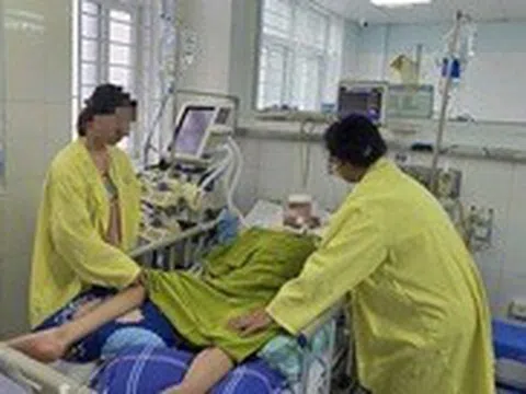 Nam sinh lớp 8 bị đánh chấn thương sọ não được chuyển về Hà Nội điều trị