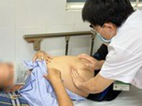 Phát hiện ổ sán lá gan lớn ở người đàn ông thích ăn rau sống