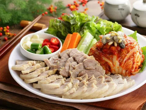 Làm cách này thịt luộc ngon ngọt, không bị hôi