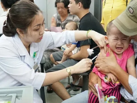 TP.HCM đề xuất tiêm bổ sung vaccine sởi cho trẻ dưới 5 tuổi