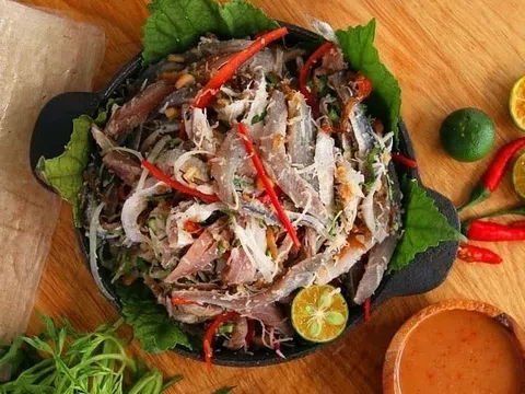 Món 'đặc sản' khiến một người bị sán ký sinh khắp cơ thể