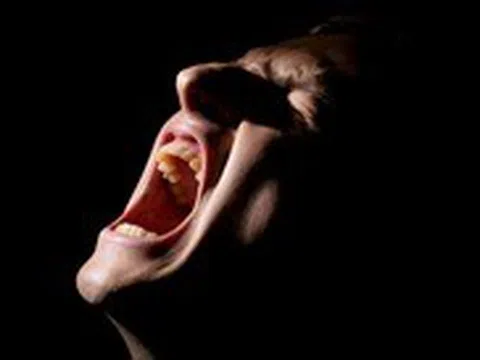 Căng thẳng quá thì hãy hét lên