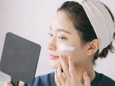 Dấu hiệu của lão hóa da từ tuổi 25