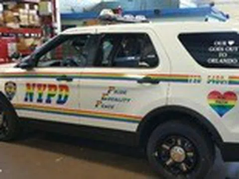 Gen Z và lớn tuổi hơn ngày càng có nhiều người thuộc nhóm LGBTQ+
