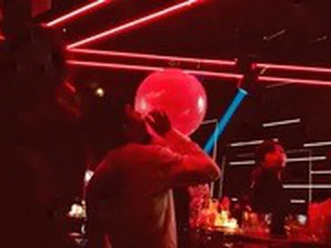 Thú vui dùng bóng cười gây 'ảo giác' nguy hiểm ra sao?