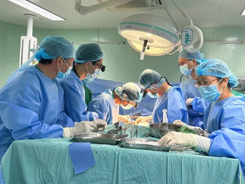 Tiếp tục phẫu thuật ghép thận thành công tại Đồng bằng sông Cửu Long