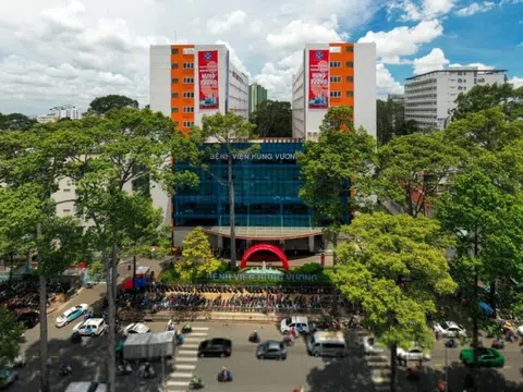 Vì sao Việt Nam chỉ có một bệnh viện công đạt chuẩn quốc tế?