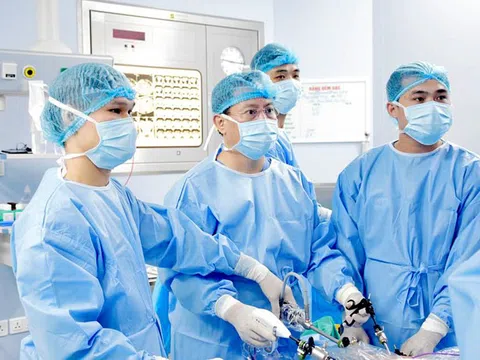 18 tuổi mỡ đã phủ trắng gan nguy cơ xơ gan, ung thư cao