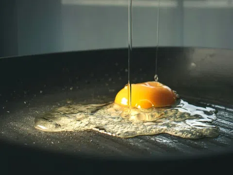 'Thủ phạm' quen thuộc gây ngộ độc khi ăn trứng