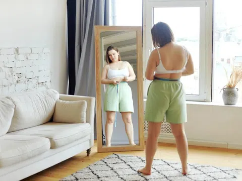 Làm sao giảm mỡ bụng ở tuổi trung niên?