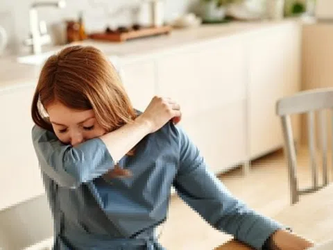 Cách đối phó với viêm mũi dị ứng khi giao mùa