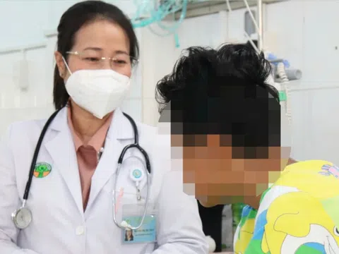 Loại vi khuẩn phổ biến trong dạ dày khiến bé trai ói ra máu