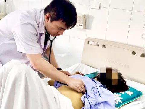 Tự uống thảo dược ‘thải độc gan’, men gan tăng 25 lần