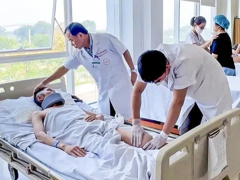 Nam thanh niên bị lũ cuốn trôi, vùi lấp ở Cao Bằng được cứu sống sau hơn 1 tháng điều trị