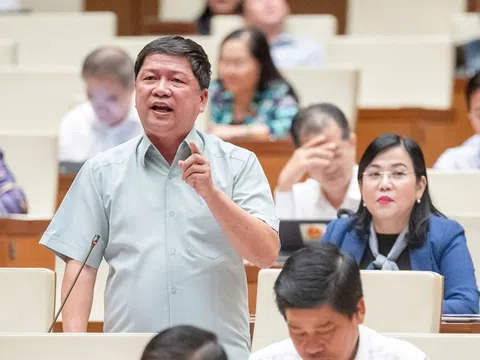 Đại biểu Quốc hội: Dịch vụ bảo hiểm y tế nhiều bất cập, cần cho tư nhân tham gia