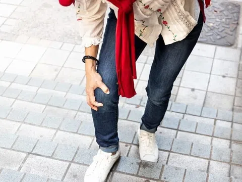 Biểu hiện ở chân cảnh báo mỡ máu cao
