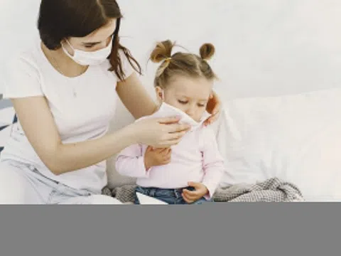 Phân biệt triệu chứng cảm lạnh thông thường và RSV