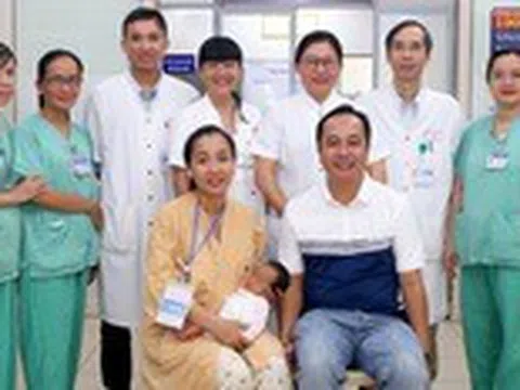 Vừa chào đời đã bị vàng da bất thường, xét nghiệm mới biết bệnh nhi bị tan máu nặng
