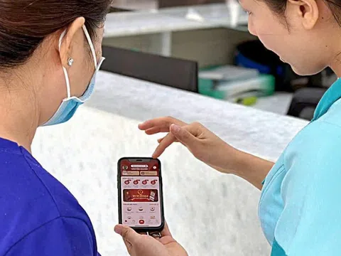 Sổ sức khỏe điện tử trên VNeID: Người dân, bệnh viện cùng hưởng lợi