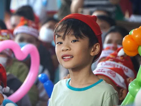 Câu chuyện xúc động phía sau lá thư gửi ông già Noel