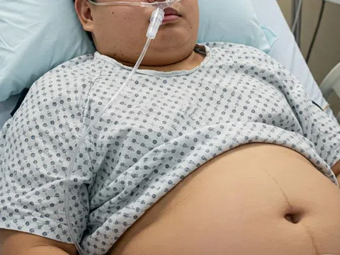 Món khoái khẩu của nhiều người trẻ khiến chàng trai nhập viện