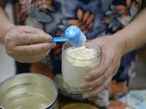 Người bệnh sử dụng sữa giả nguy hiểm thế nào?