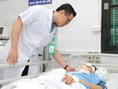 Vụ lật xe khách ở Tam Đảo: 9 nạn nhân đã ổn định