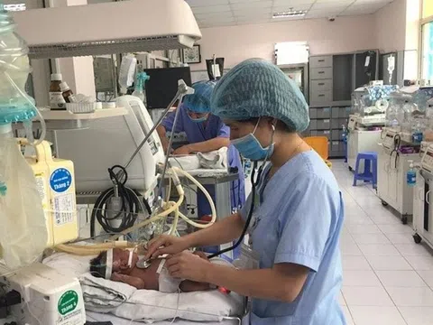 Dấu hiệu nguy hiểm trẻ nhiễm virus RSV cần nhập viện ngay
