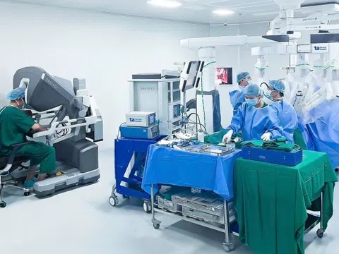 TP.HCM có ‘siêu robot’ hỗ trợ hơn 120 loại phẫu thuật phức tạp