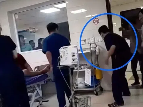 Người đạp vào bụng điều dưỡng ở Phú Thọ bị phạt vi phạm hành chính