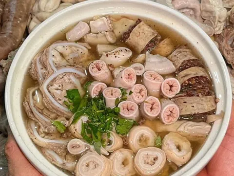 Quán lòng xe điếu nổi tiếng ở TP.HCM bị kiểm tra đột xuất