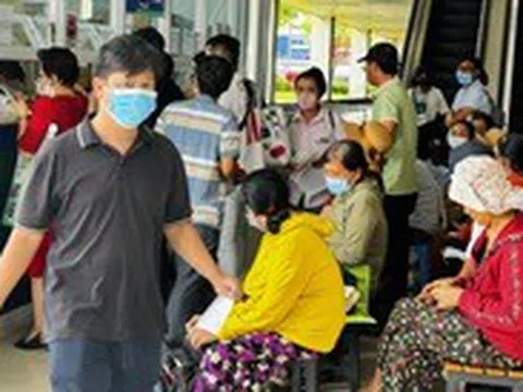 Giảm thời gian chờ khám bệnh, sao không đặt lịch khám trực tuyến?