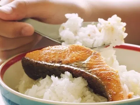 Vì sao ăn cá lại tốt hơn thịt?