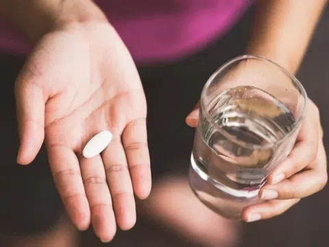 Nhập viện vì một sai lầm khi uống paracetamol