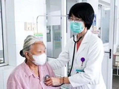 Ho, viêm phổi kéo dài vì hóc xương mà không hay biết