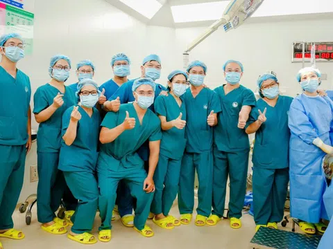 Bộ trưởng Y tế khen Bệnh viện Nhi đồng 1 và Từ Dũ sau ca thông tim khó