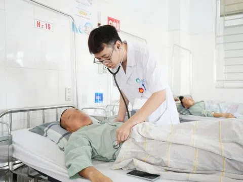 Hai người đàn ông suy thận cấp sau khi chạy marathon