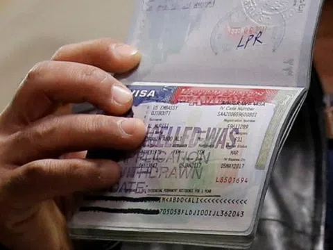 Mỹ cân nhắc thu 1.000 USD phỏng vấn nhanh visa du lịch
