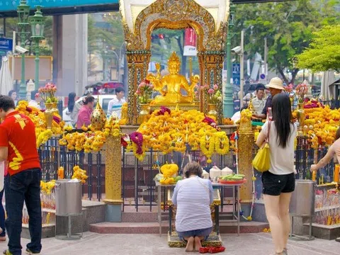 Ngành du lịch bùa, tượng Phật may mắn tỷ USD của Thái Lan