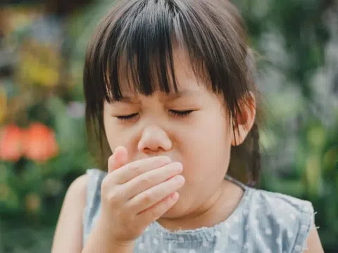 Căn bệnh gây ra tiếng thở rít như gà gáy
