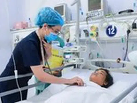 Cấp cứu kịp thời sản phụ sinh con tại nhà bị hôn mê sâu
