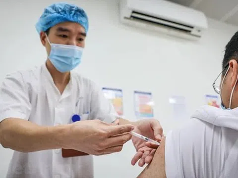 Vừa khỏi cúm có nên tiêm vaccine cúm không?