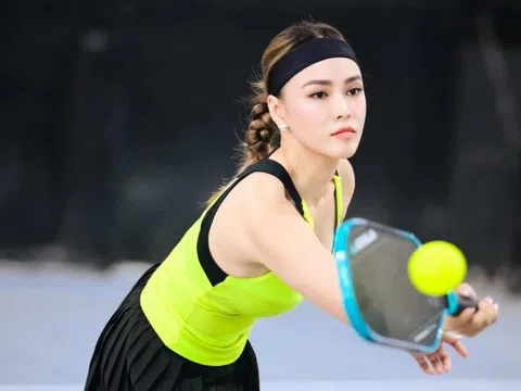 'Nghiện' pickleball, chơi sao để không vào viện?