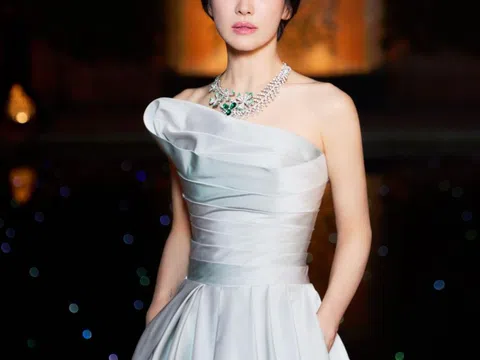 7 năm Song Hye Kyo gắn bó với thương hiệu trang sức Chaumet