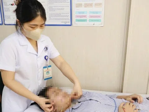 Méo miệng, lệch mặt sau khi nằm lâu trong phòng máy lạnh