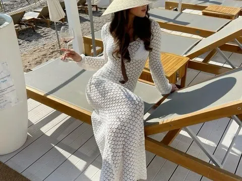 Những cách mặc đi biển hút mắt