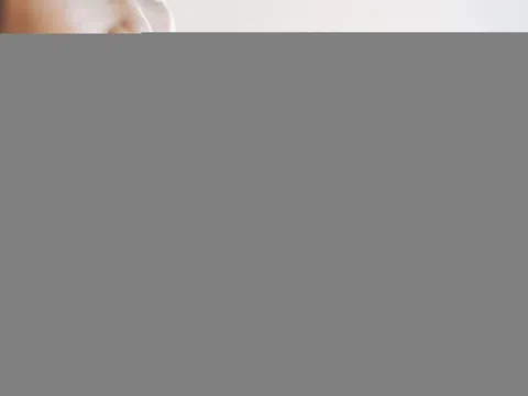 Lợi ích không ngờ của một ly nước lọc vào buổi sáng