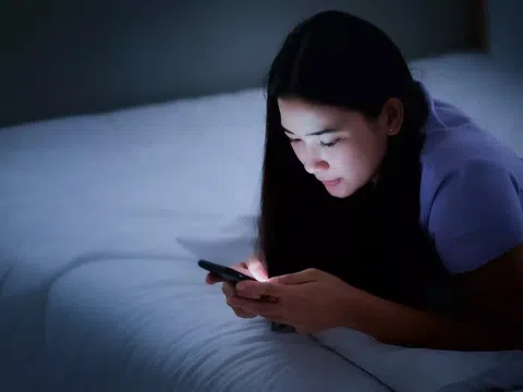 Một thói quen phổ biến khiến da chảy xệ, nếp nhăn sớm