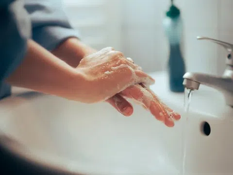 Sai lầm khi rửa tay vô tình tăng nguy cơ nhiễm khuẩn