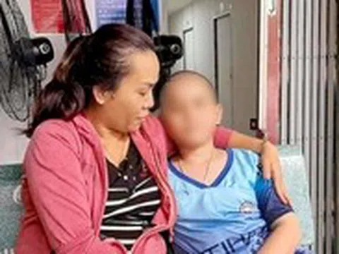 Người phụ nữ hết lòng vì các bé ung thư